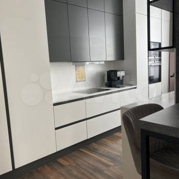 Продается Многокомнатная квартира, 120 м²