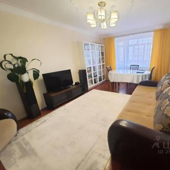 Продается Многокомнатная квартира, 115,9 м²