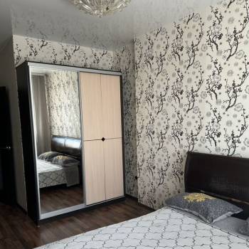 Сдается 1-комнатная квартира, 40 м²