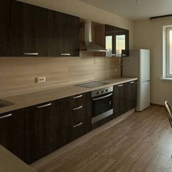 Продается 2-х комнатная квартира, 77,9 м²