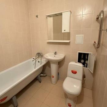 Продается 2-х комнатная квартира, 77,9 м²