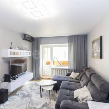 Продается 1-комнатная квартира, 46,7 м²