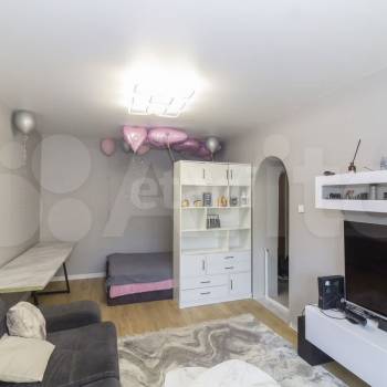 Продается 1-комнатная квартира, 46,7 м²