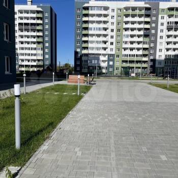 Продается 1-комнатная квартира, 37 м²