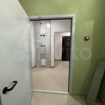 Продается 1-комнатная квартира, 37 м²