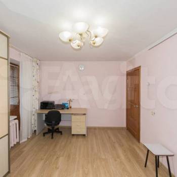 Продается Многокомнатная квартира, 91 м²