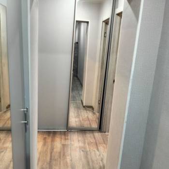 Продается 3-х комнатная квартира, 54 м²