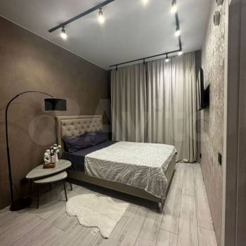 Продается 1-комнатная квартира, 37 м²