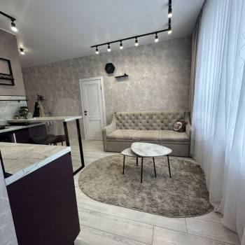 Продается 1-комнатная квартира, 37 м²