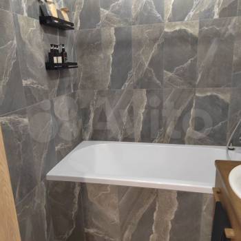 Продается Многокомнатная квартира, 82,5 м²