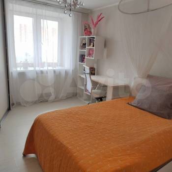 Продается Многокомнатная квартира, 82,5 м²