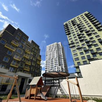 Продается 2-х комнатная квартира, 72 м²