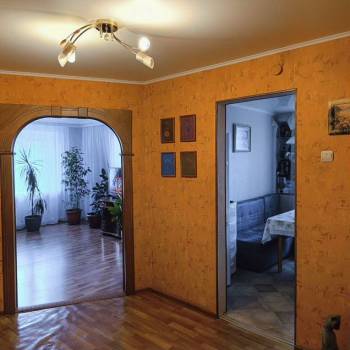 Продается Многокомнатная квартира, 84,9 м²