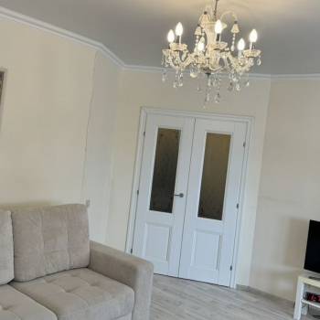 Сдается 1-комнатная квартира, 50 м²