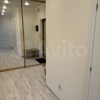 Сдается 1-комнатная квартира, 50 м²