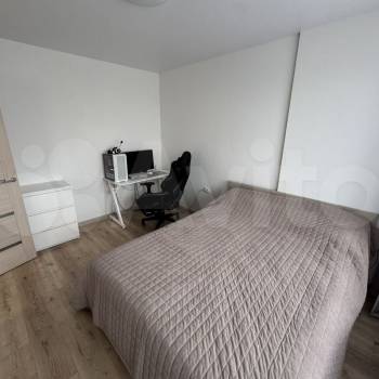 Продается 1-комнатная квартира, 37,7 м²