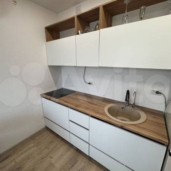 Продается 1-комнатная квартира, 37,7 м²