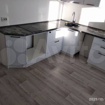 Продается 1-комнатная квартира, 37 м²