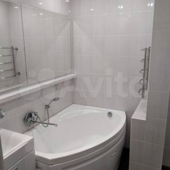 Продается 1-комнатная квартира, 37 м²