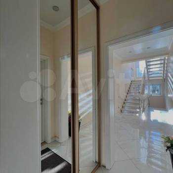 Сдается Дом, 242 м²