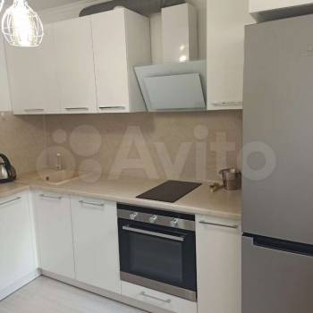 Сдается Многокомнатная квартира, 68 м²