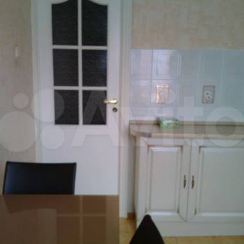 Продается Многокомнатная квартира, 81 м²