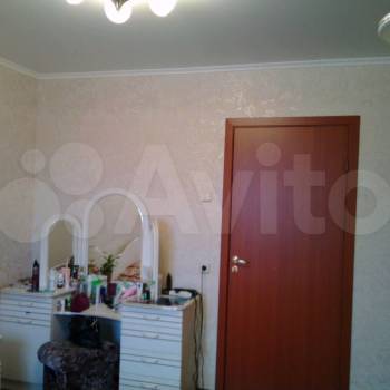 Продается Многокомнатная квартира, 81 м²