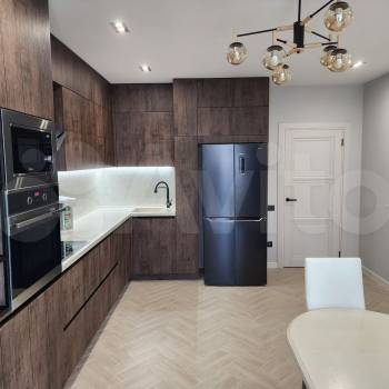 Продается Многокомнатная квартира, 84 м²