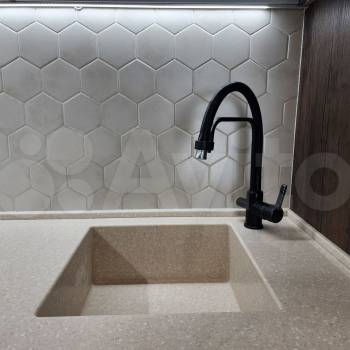 Продается Многокомнатная квартира, 84 м²