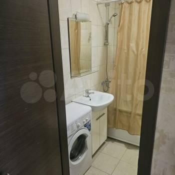 Продается 1-комнатная квартира, 37,3 м²