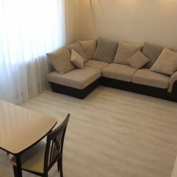 Продается 1-комнатная квартира, 48 м²