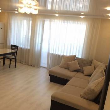 Продается 1-комнатная квартира, 48 м²