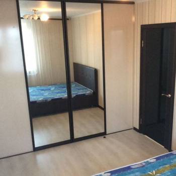 Продается 1-комнатная квартира, 48 м²