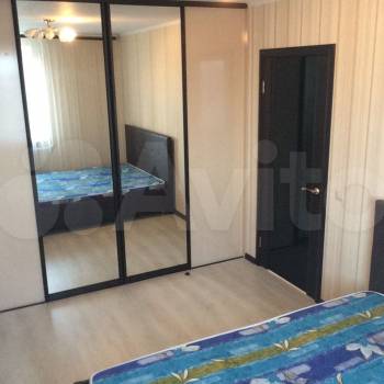 Продается 1-комнатная квартира, 48 м²