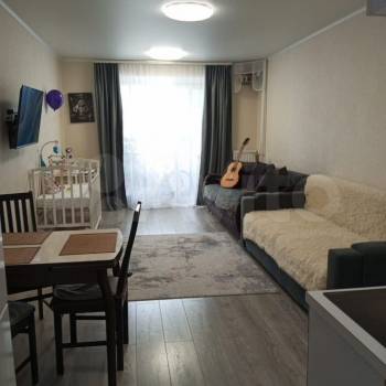 Продается 1-комнатная квартира, 32 м²