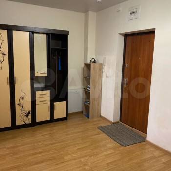 Продается 1-комнатная квартира, 50 м²