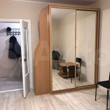 Продается 1-комнатная квартира, 39,8 м²