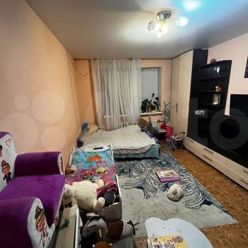 Продается 1-комнатная квартира, 38 м²