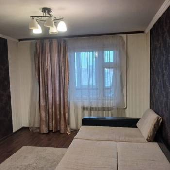 Сдается 2-х комнатная квартира, 65 м²