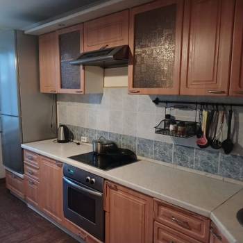 Сдается 2-х комнатная квартира, 65 м²