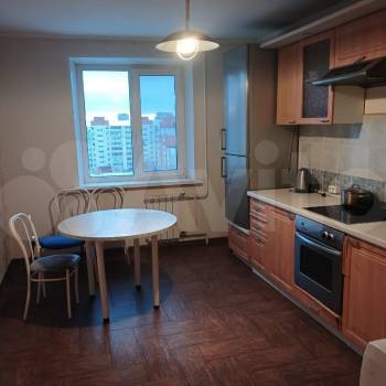 Сдается 2-х комнатная квартира, 65 м²