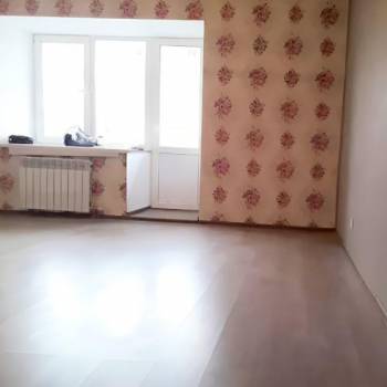 Продается 1-комнатная квартира, 55 м²