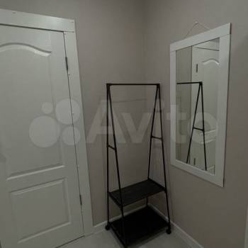 Продается 1-комнатная квартира, 28 м²