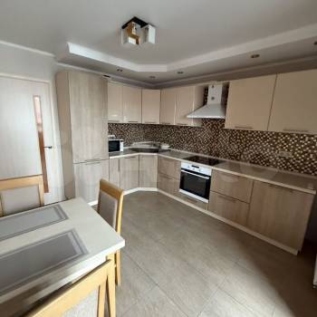 Сдается 2-х комнатная квартира, 57 м²