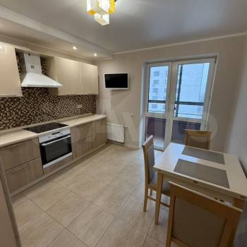 Сдается 2-х комнатная квартира, 57 м²