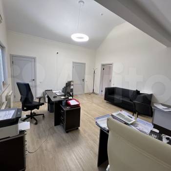 Продается Нежилое помещение, 220 м²