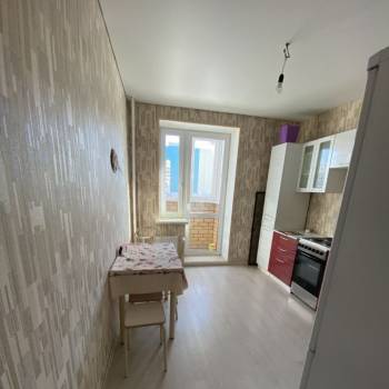 Продается 1-комнатная квартира, 35,7 м²