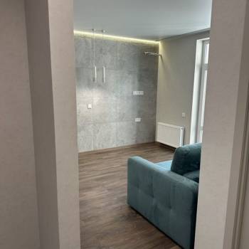 Продается 1-комнатная квартира, 37,3 м²