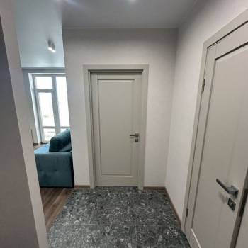 Продается 1-комнатная квартира, 37,3 м²