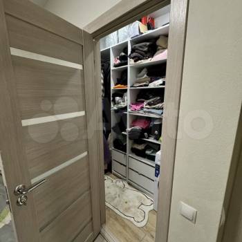 Продается 3-х комнатная квартира, 49,6 м²